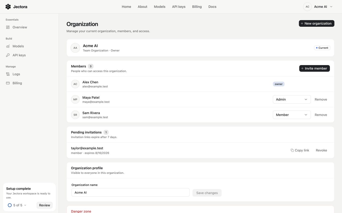 Jectora Organization page showing team members, roles, a pending invitation, and organization settings